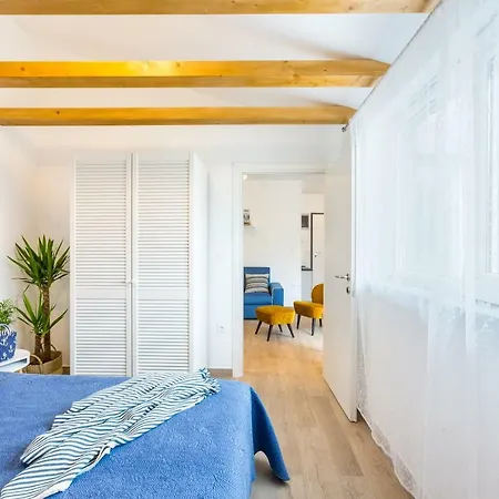 Lux Istria Μεντουλίν
